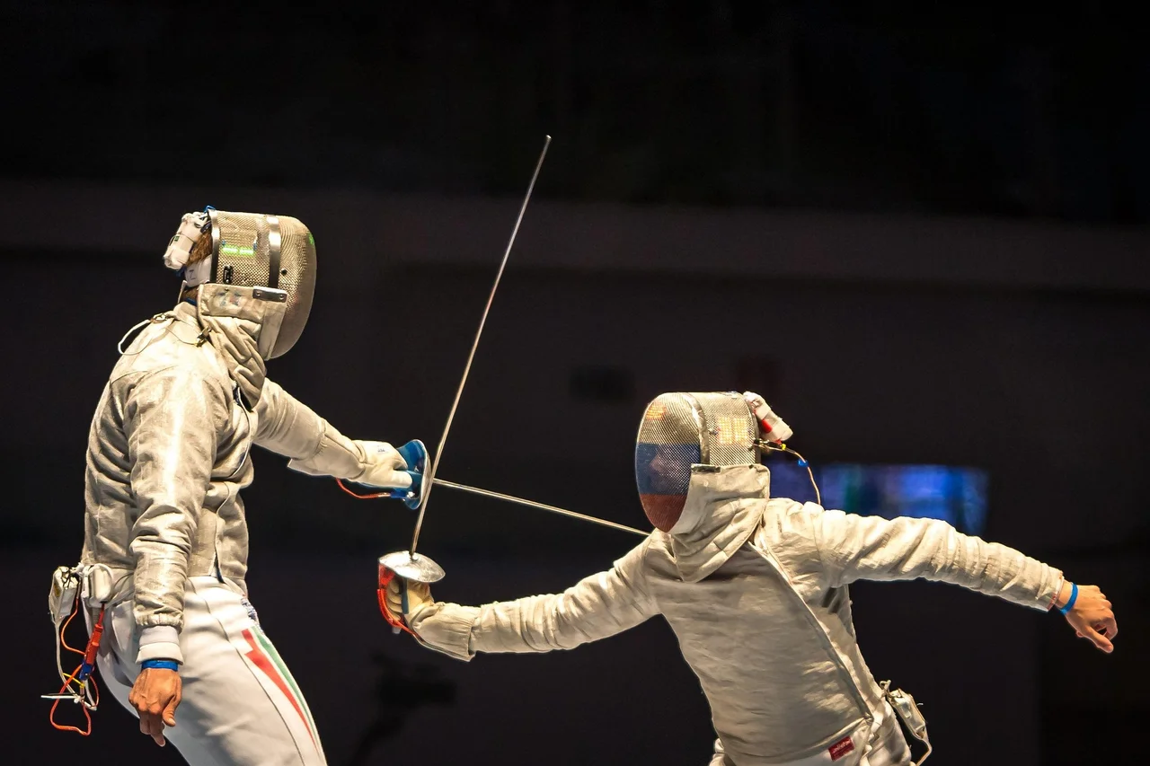 Fencing game