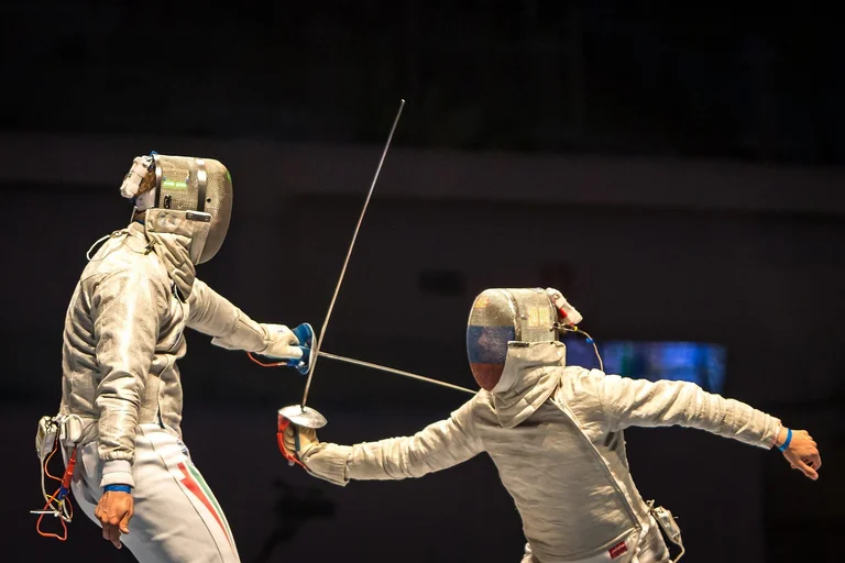 Fencing game